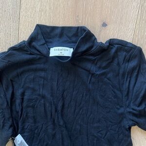 Babaton Black Ribbed Mandarin Collar Tee